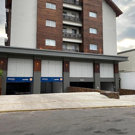 Mrg - Moderno 2D - Vita Boulevard A 2 Minutos Da Rua Coberta Gramado Exteriör bild